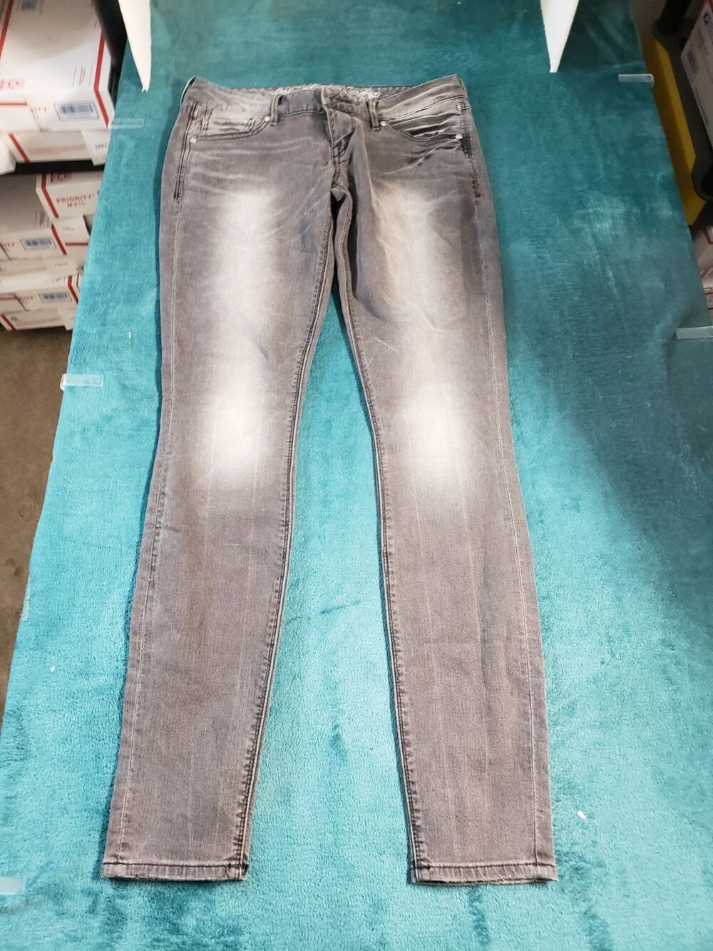 Express Jeans Size 6 Women Black Denim Stretch Pants Zelda Low Rise Slim Jegging